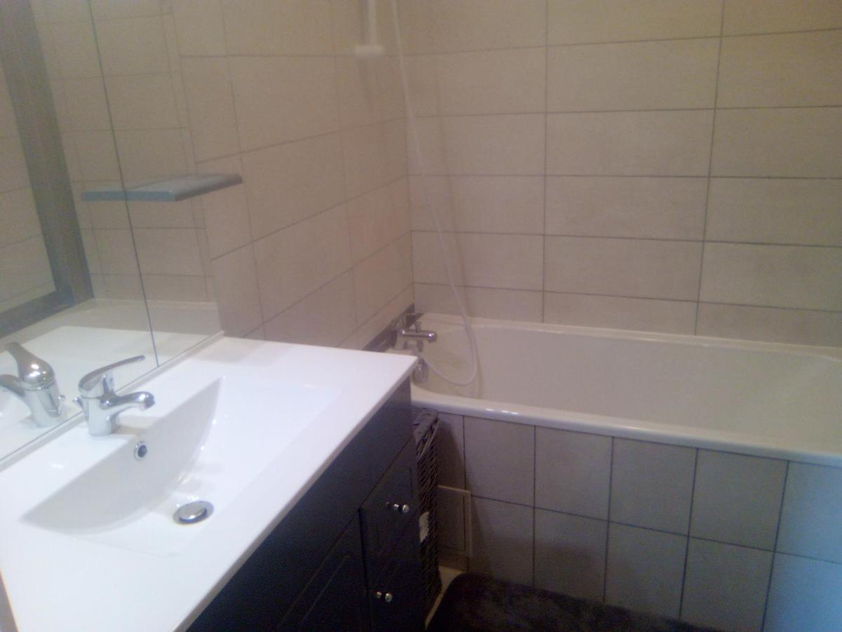 הוילה Saint-Rabier Gite Chaleureux Avec Jacuzzi מראה חיצוני תמונה